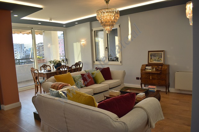 Three bedroom apartment for sale in Donika Kastrioti street, in Tirana, Albania.&nbsp;
It is positi